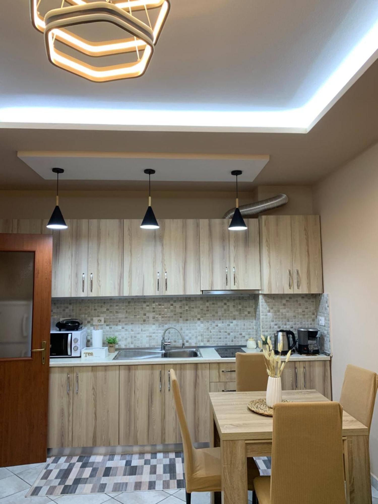 Ridi'S Comfort Apartment Shkoder Exterior photo